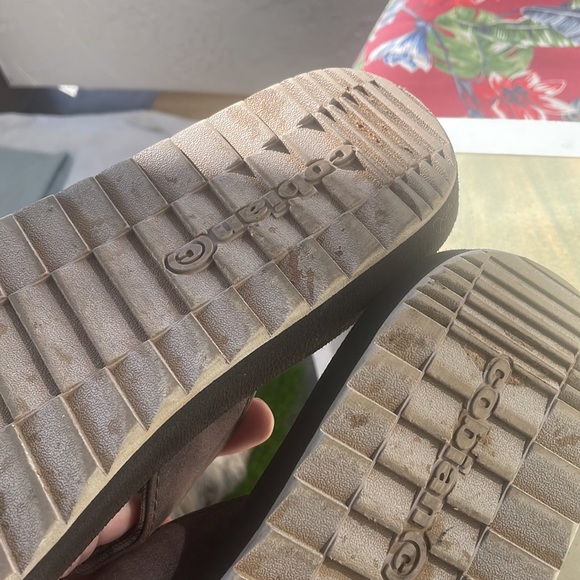 Cobain FLIP FLOPS size 9 - Picture 2 of 2